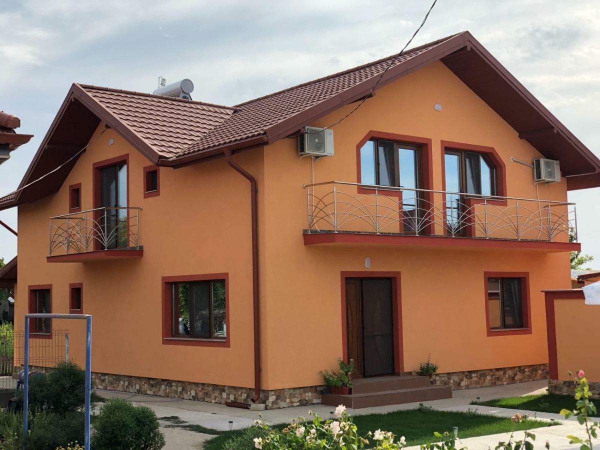 Pensiunea Cosmin Corbu  Exterior photo